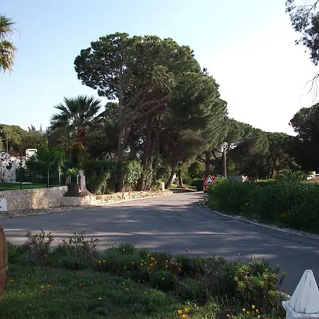 Jardins Da Balaia Αλμπουφέιρα
